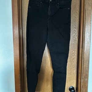 Levi's Women's High Rise Black Jeans